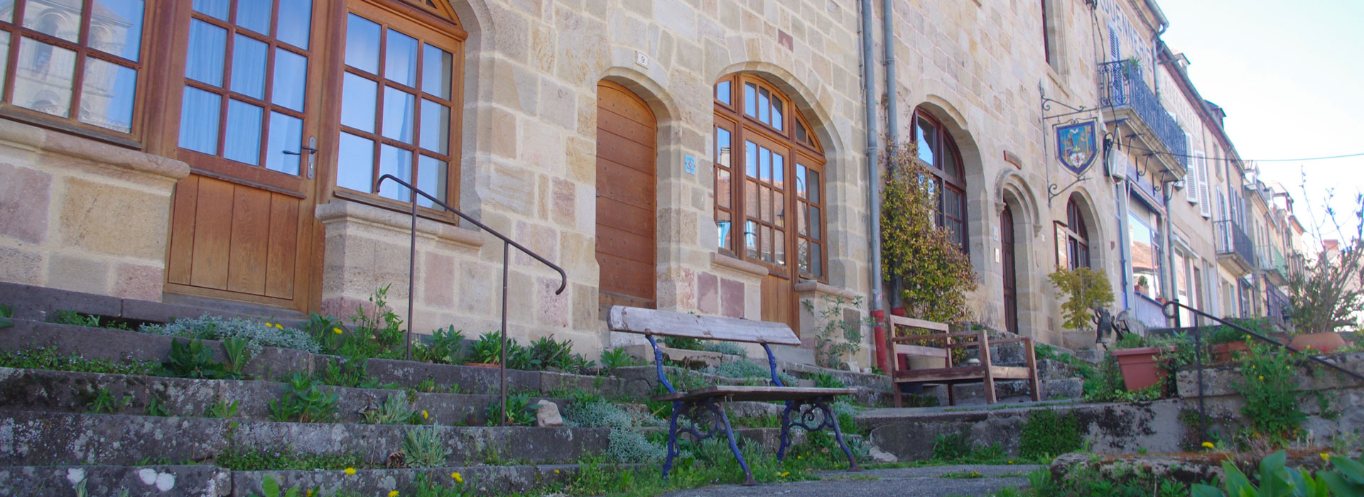 les_commercants_village